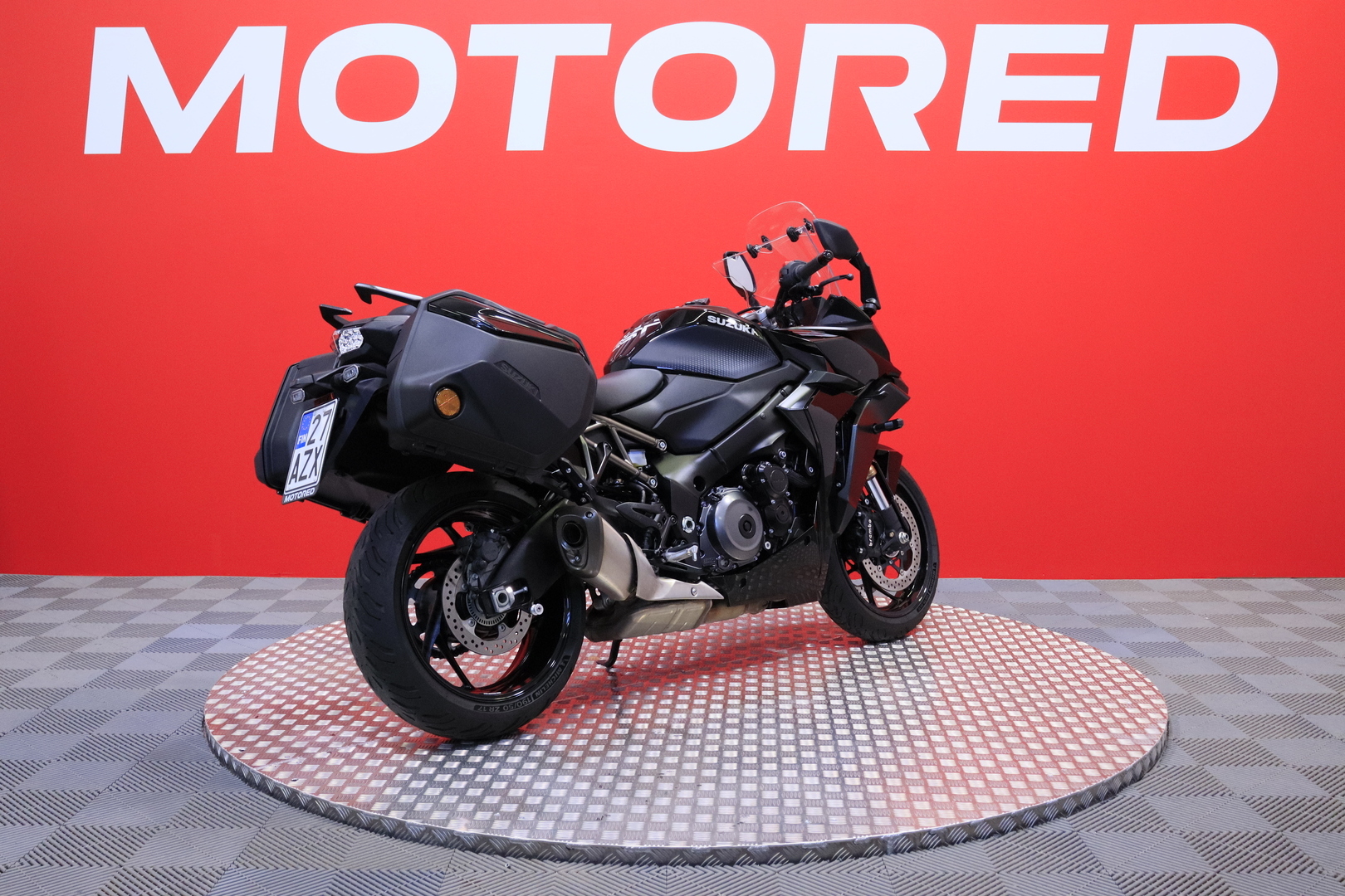 Suzuki - GSX-S - 1000GT // Juuri saapunut! / Vakkari / Kahvalämppärit / Huoltokirja / Laukut // - Moottoripyörä