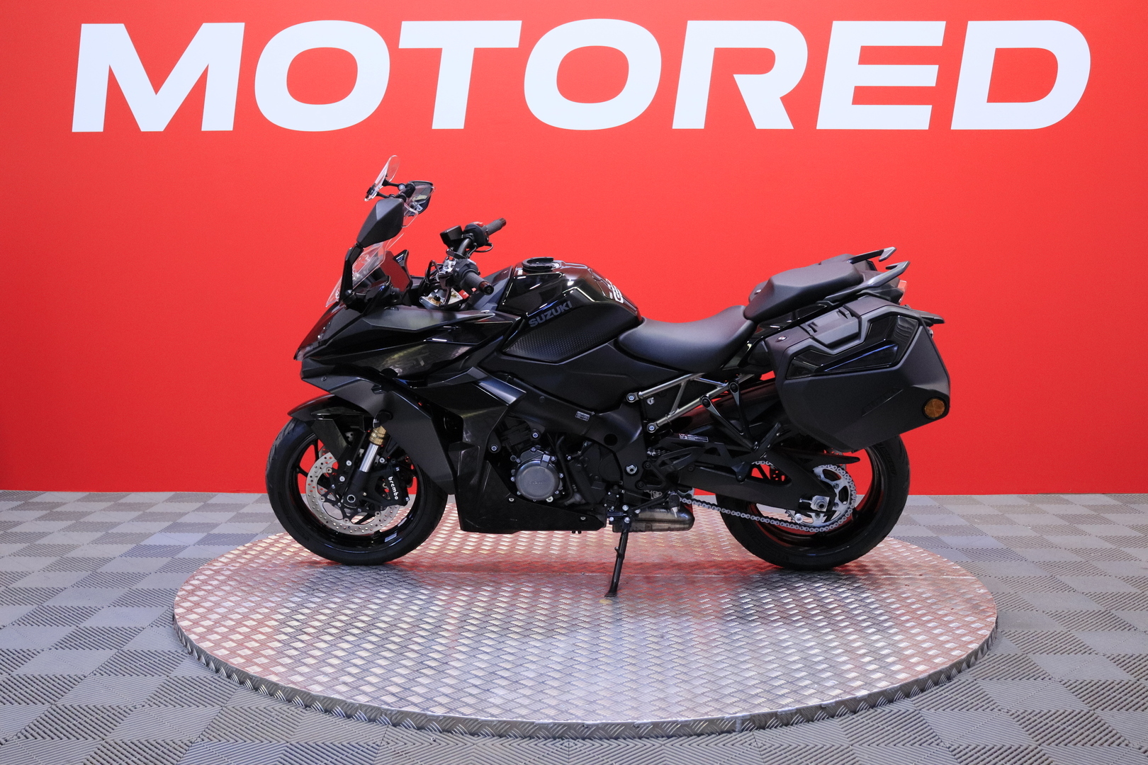 Suzuki - GSX-S - 1000GT // Juuri saapunut! / Vakkari / Kahvalämppärit / Huoltokirja / Laukut // - Moottoripyörä