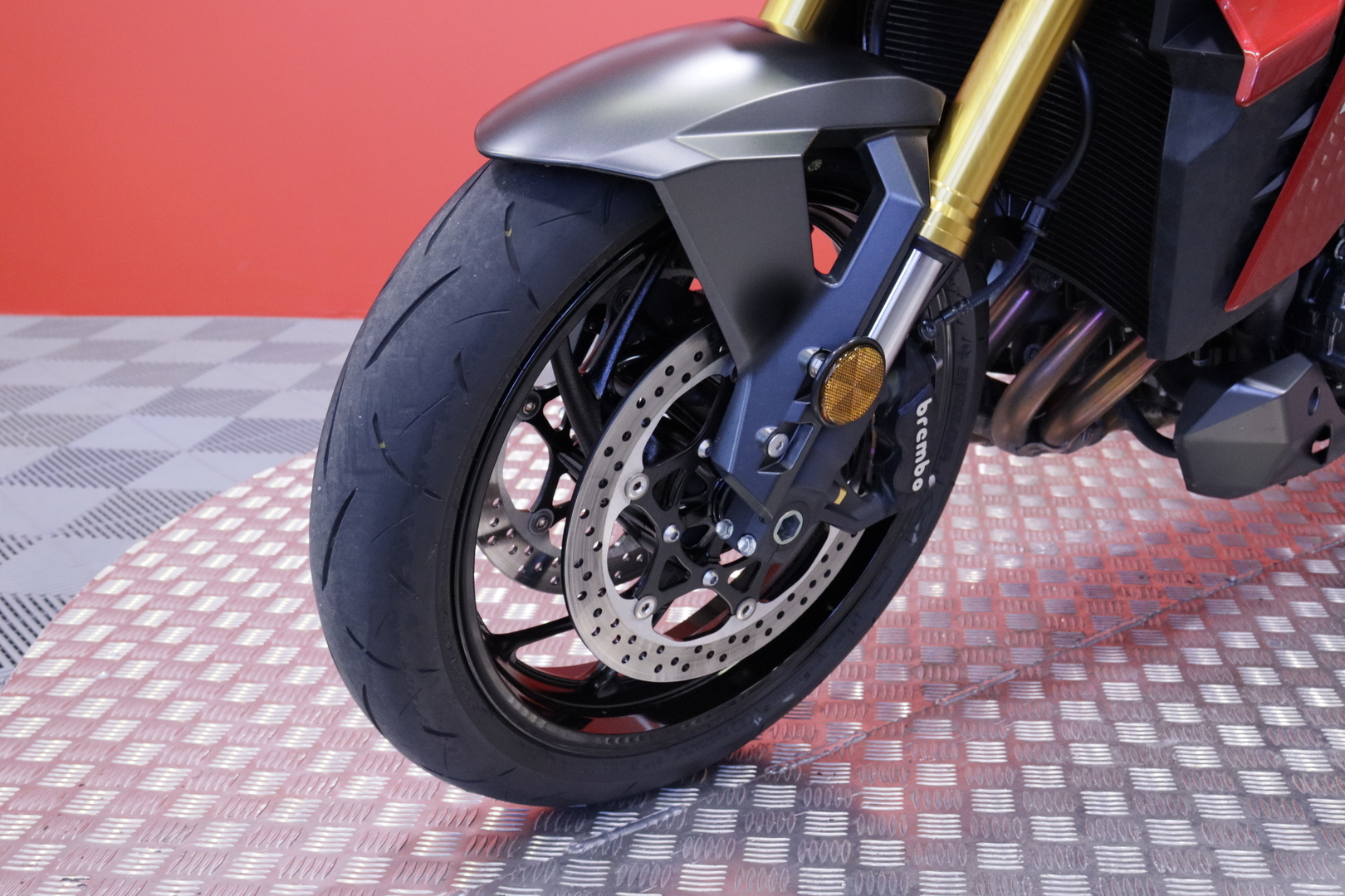 Suzuki - GSX-S - 1000 // Vaihtoehto uudelle / Suomipyörä / Huoltokirja / Alkuperäiskuntoinen // - Moottoripyörä
