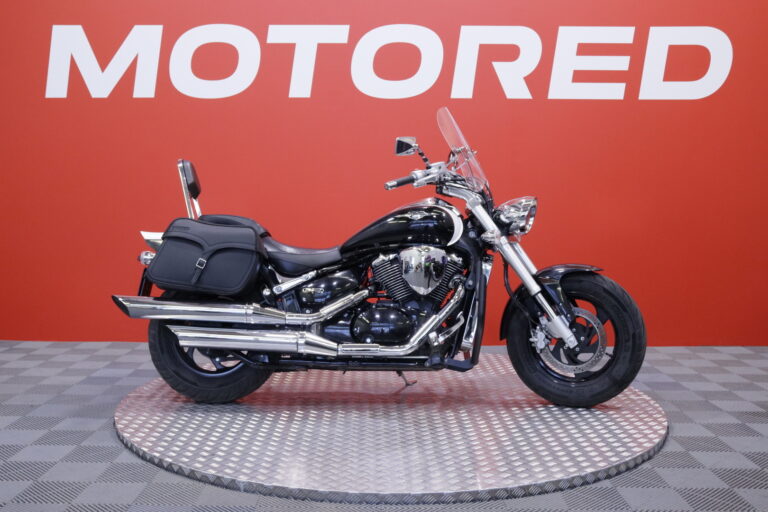 Suzuki Intruder