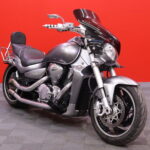 Suzuki - INTRUDER - M1800R // Suomi-Pyörä / Custom Sliparit / Sissybar // - Moottoripyörä