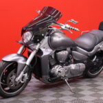 Suzuki - INTRUDER - M1800R // Suomi-Pyörä / Custom Sliparit / Sissybar // - Moottoripyörä