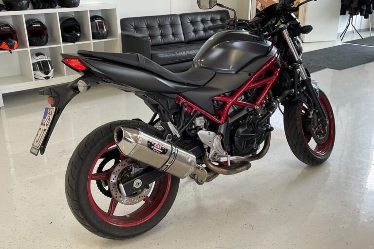 Suzuki SV