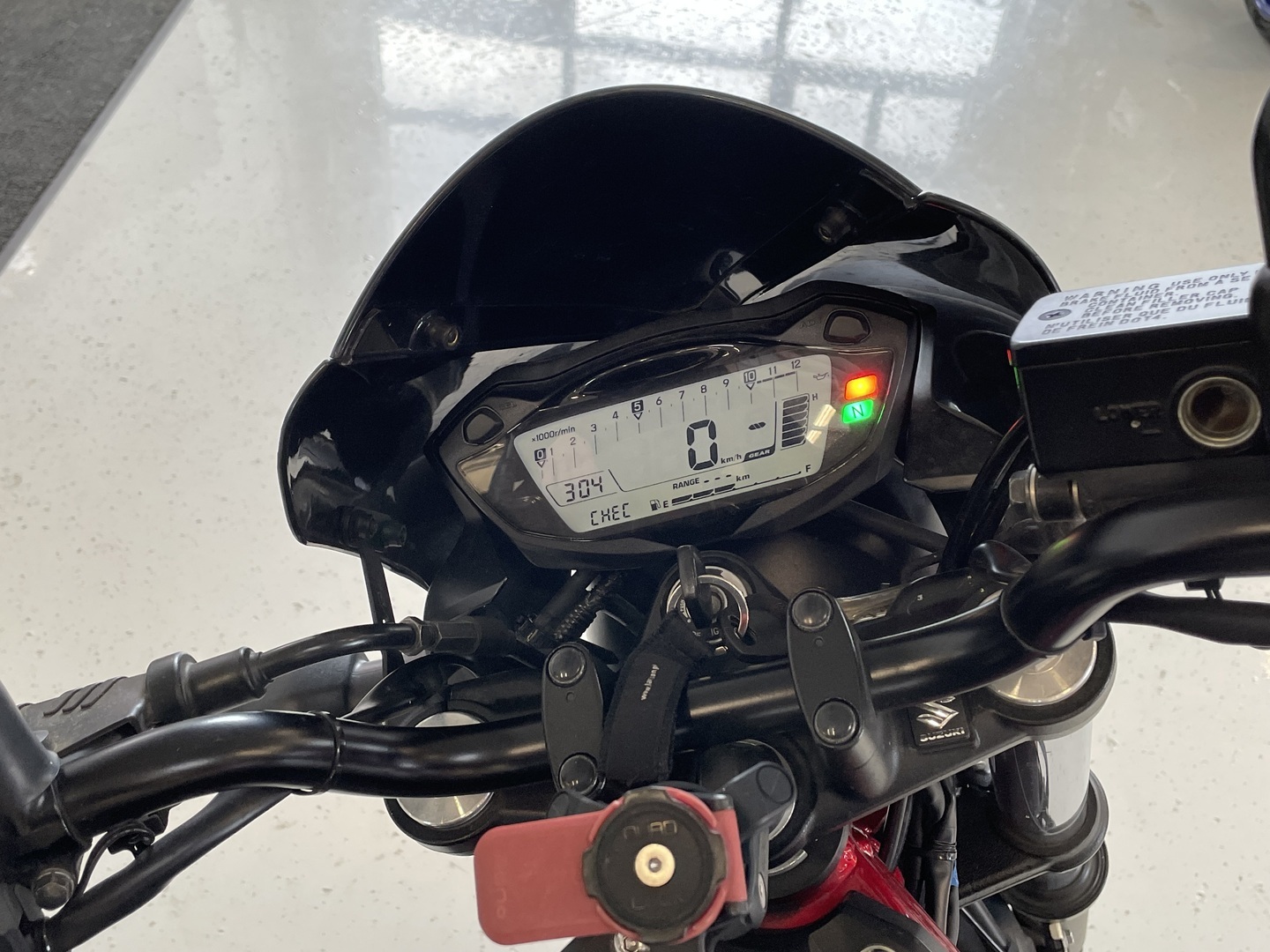 Suzuki - SV - 650 // Juuri saapunut! / Suomi-pyörä / ABS / Yoshimura // - Moottoripyörä