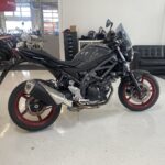Suzuki - SV - 650 // Huoltokirja / Kaatumatapit / Alkuperäiskuntoinen // - Moottoripyörä