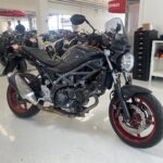 Suzuki - SV - 650 // Huoltokirja / Kaatumatapit / Alkuperäiskuntoinen // - Moottoripyörä