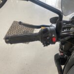 Suzuki - SV - 650 // Huoltokirja / Kaatumatapit / Alkuperäiskuntoinen // - Moottoripyörä