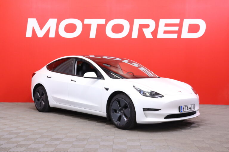 Tesla - Model 3 - Long Range - Sedan