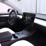 Tesla - Model 3 - Long Range - Sedan