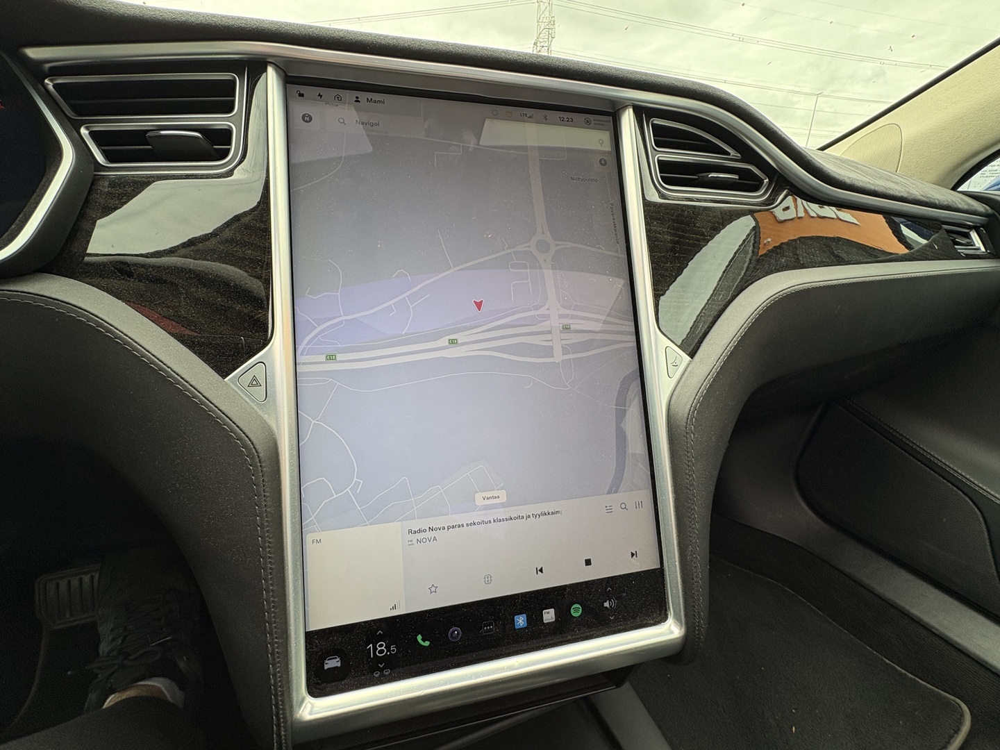 Tesla - Model S - 90 D - Sedan