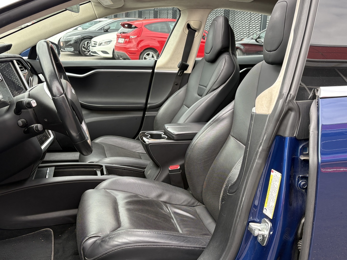 Tesla - Model S - 90 D - Sedan