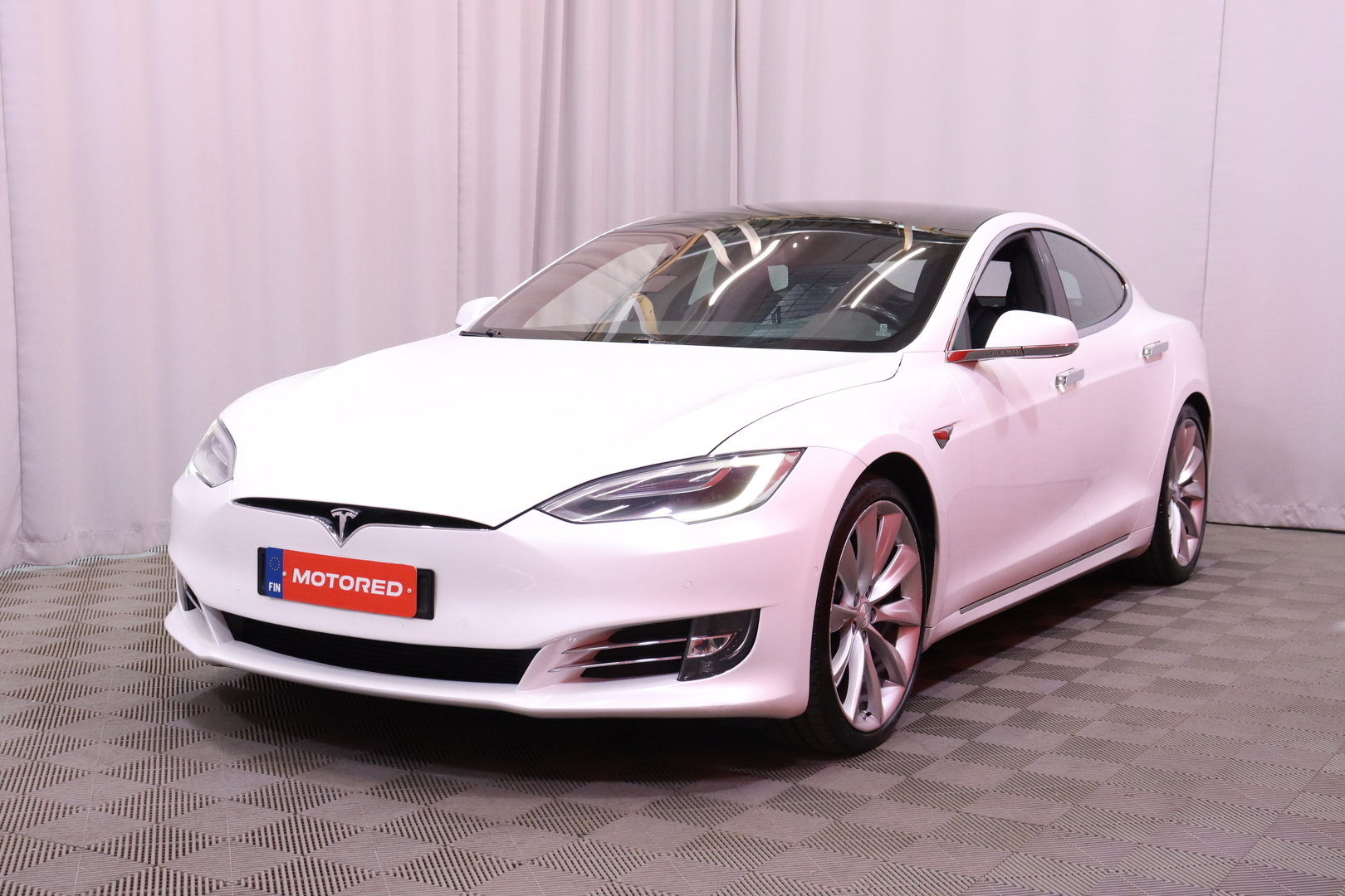 Tesla - Model S - Long Range AWD Raven - Sedan