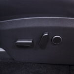 Tesla - Model Y - Long Range - Maastoauto