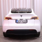 Tesla - Model Y - Long Range - Maastoauto