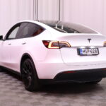 Tesla - Model Y - Long Range - Maastoauto
