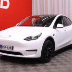 Tesla - Model Y - Long Range - Maastoauto