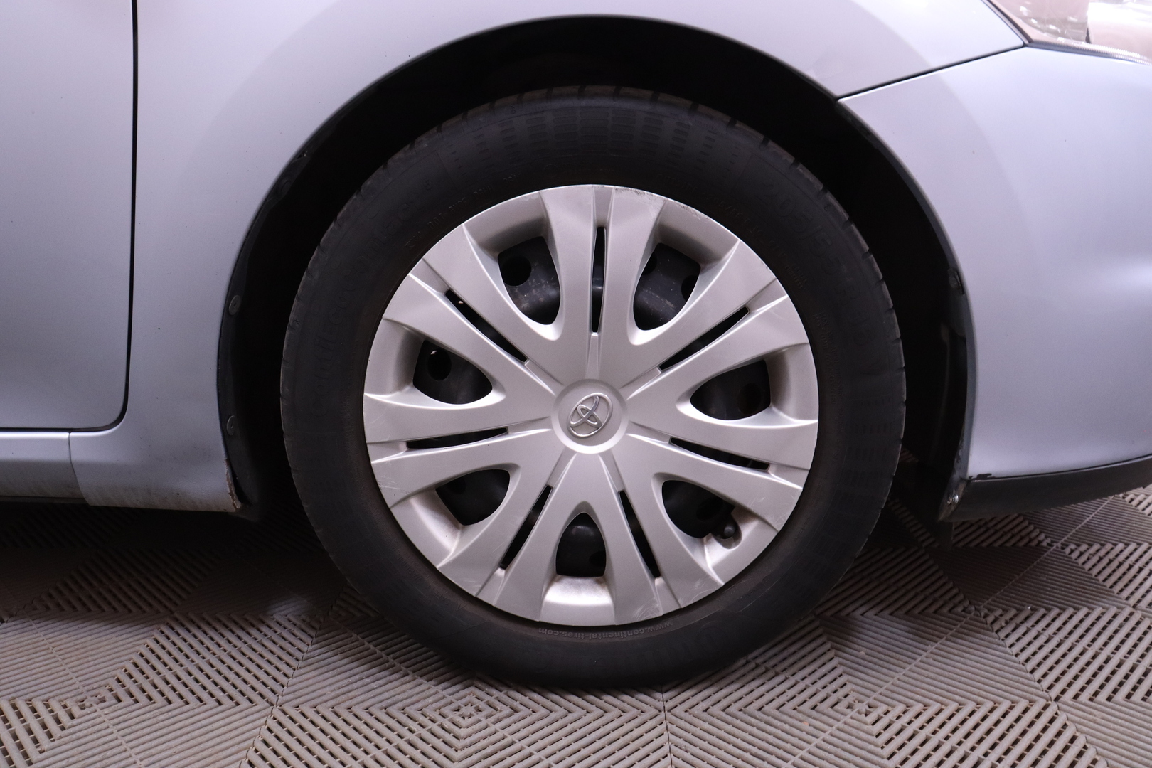 Toyota - Auris - 1,4 D-4D DPF Linea Sol 5ov MultiMode - Viistoperä