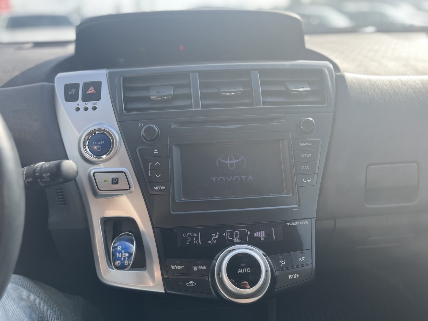 Toyota - Prius+ - Active // HUD / Kamera / Vakkari / Juuri saapunut! // - Tila-auto