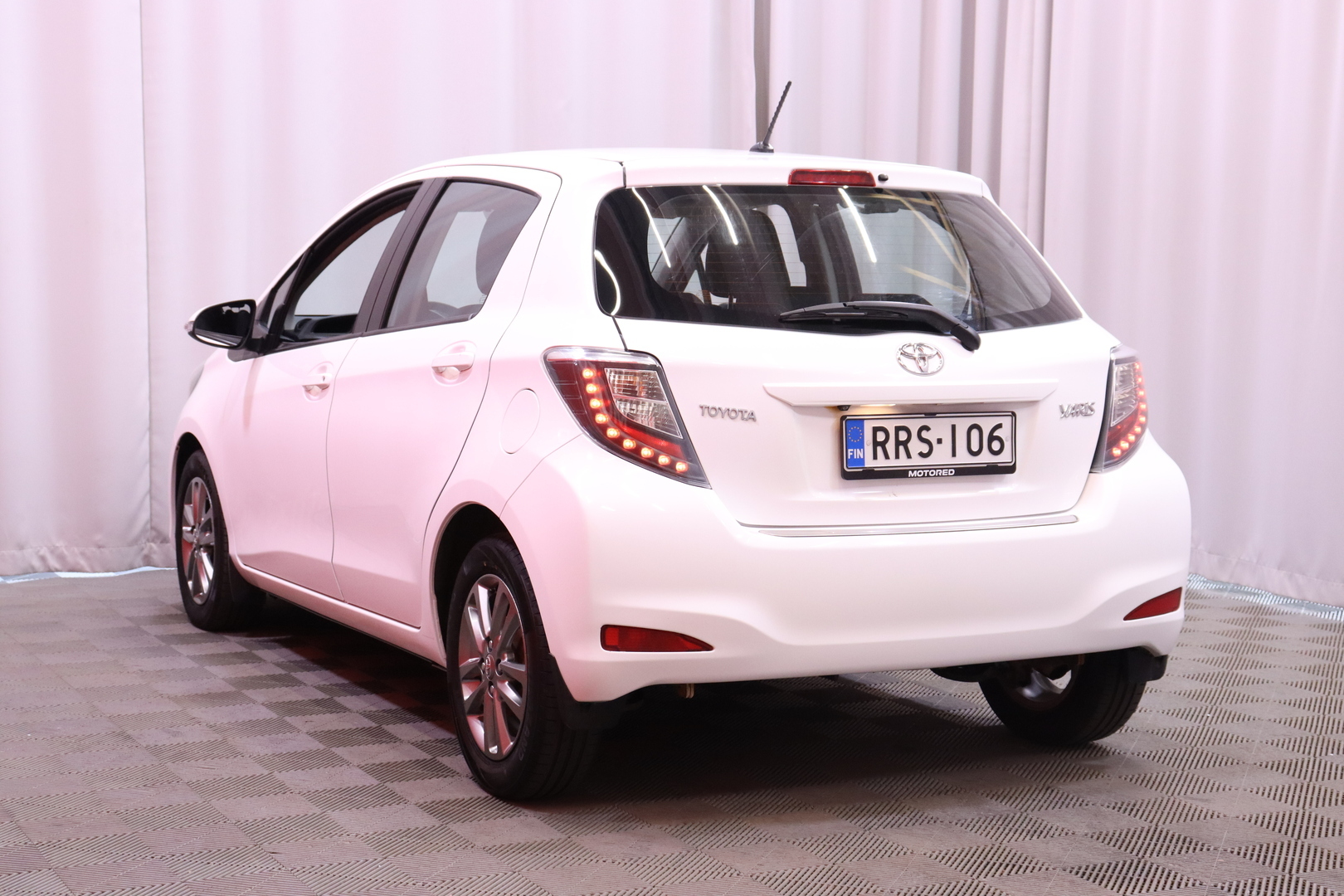 Toyota - Yaris - 1,33 Dual VVT-i Active 5ov - Viistoperä