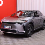 Toyota - bZ4X - Premium AWD // Huippuvarusteet! / JBL / Merkkihuollot / Panorama yms. // - Maastoauto