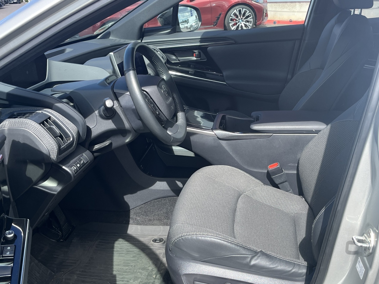 Toyota - bZ4X - Active - Maastoauto