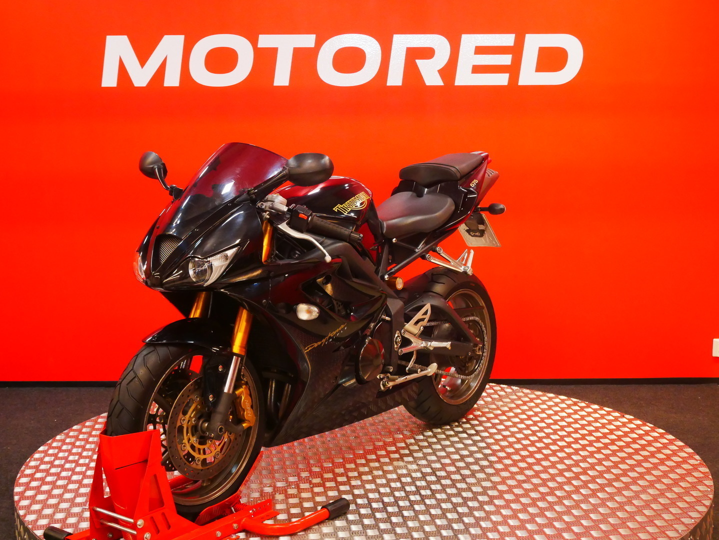 Triumph - Daytona - 675 // Juuri saapunut / Led-takavalo / Suomi-pyörä // - Moottoripyörä