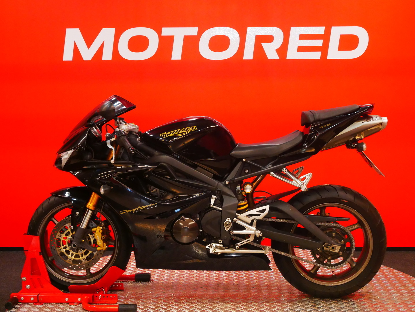 Triumph - Daytona - 675 // Juuri saapunut / Led-takavalo / Suomi-pyörä // - Moottoripyörä