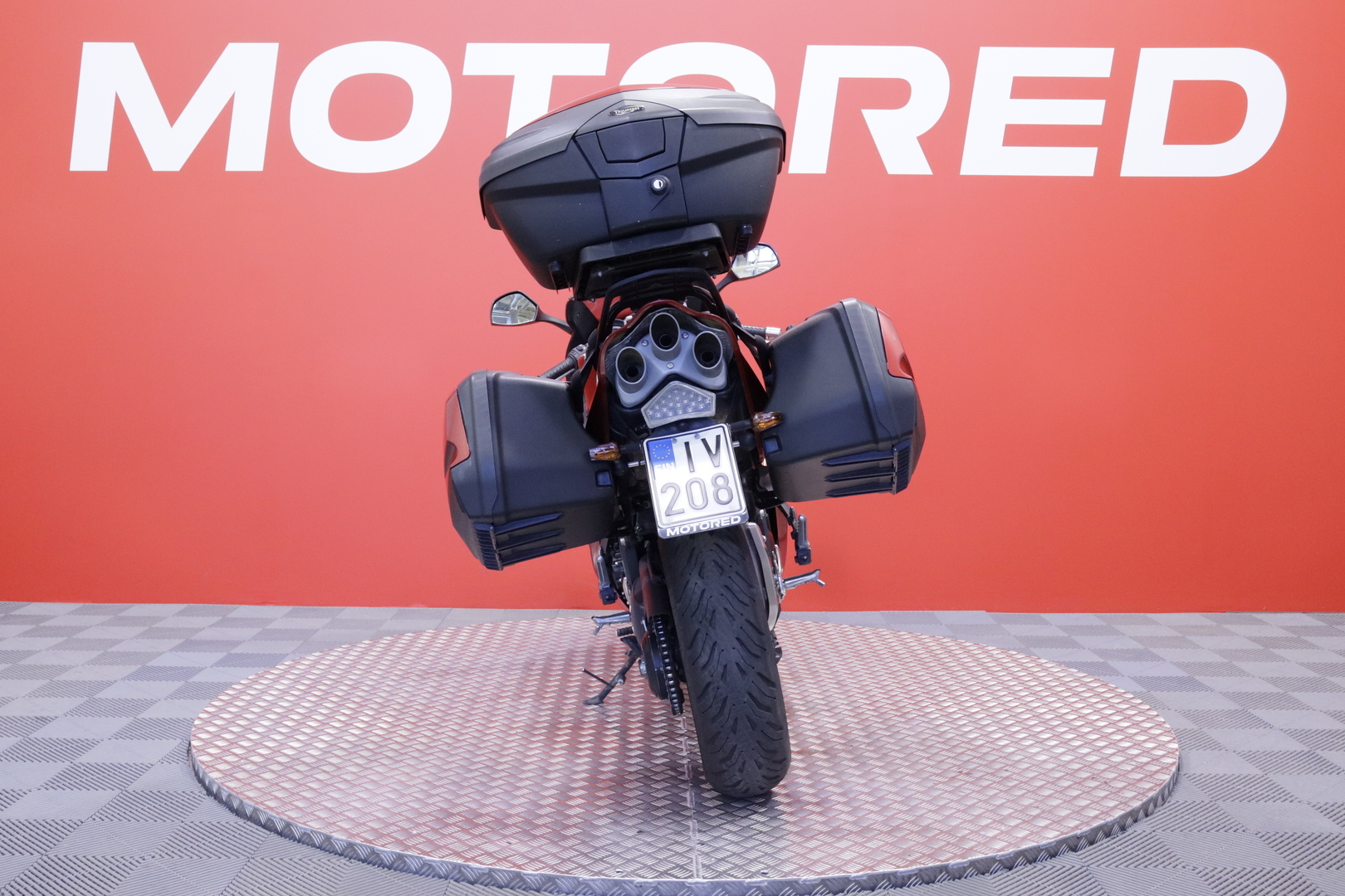 Triumph - Sprint - ST // Huoltokirja / 3x Laukut / Suomi-Pyörä / ABS // - Moottoripyörä