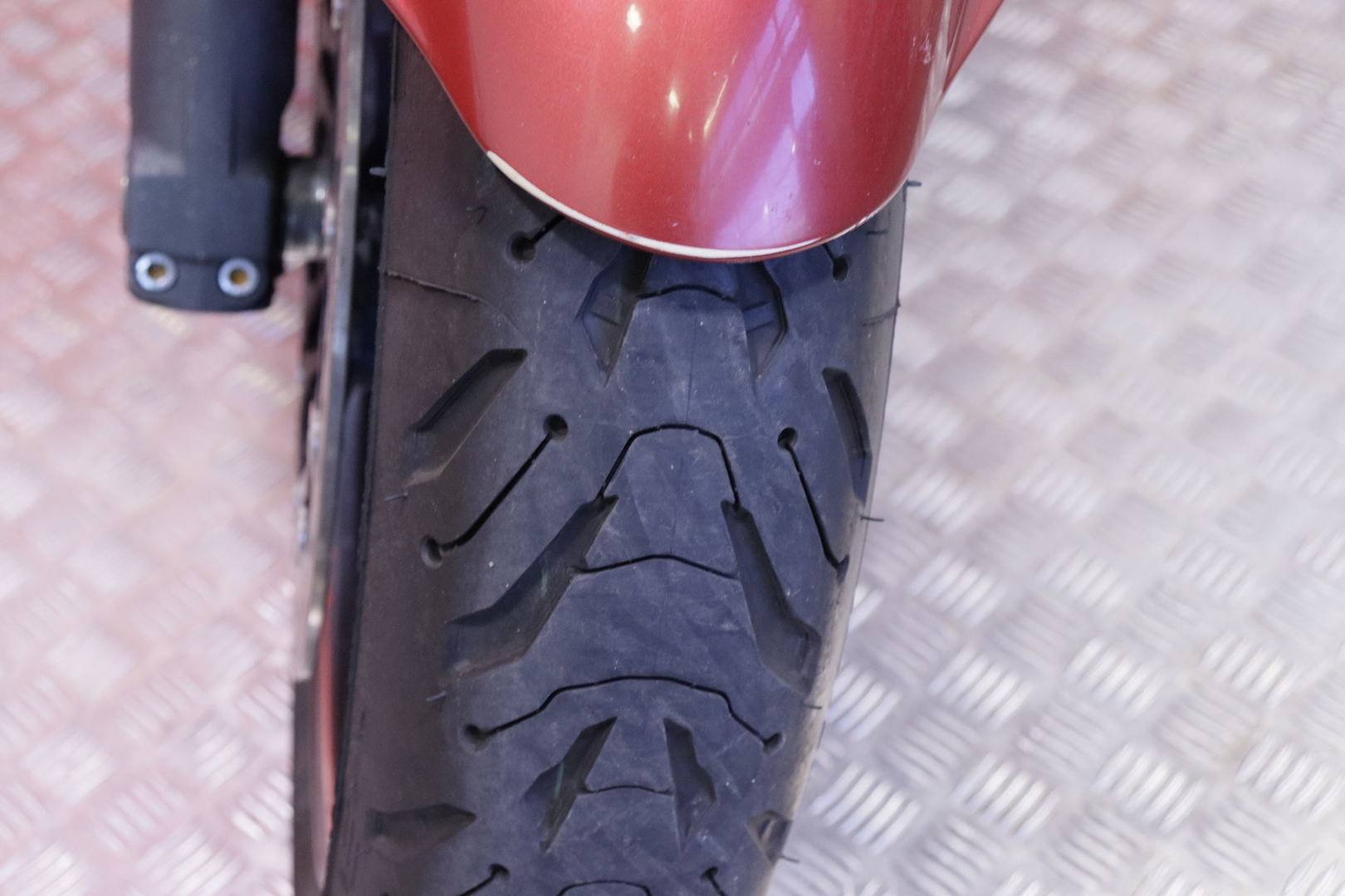 Triumph - Sprint - ST // Huoltokirja / 3x Laukut / Suomi-Pyörä / ABS // - Moottoripyörä