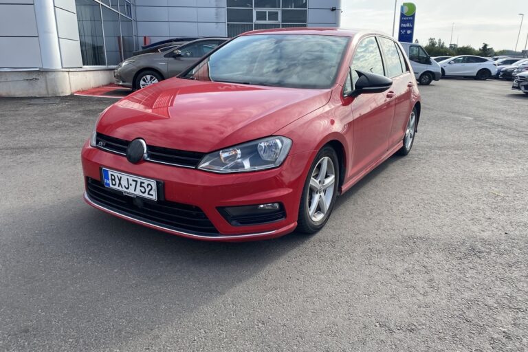 Volkswagen - Golf - R-line 1,2 TSI 77 kW (105 hv) BlueMotion Technology - Farmari