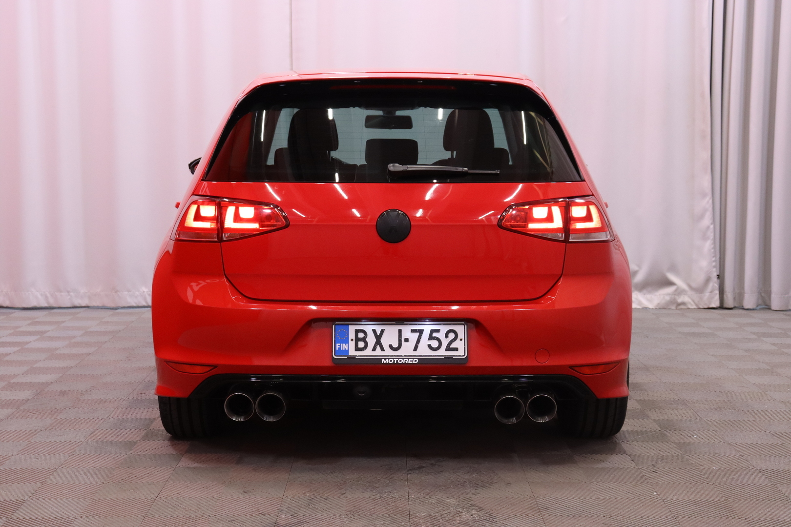 Volkswagen - Golf - R-line 1,2 TSI 77 kW (105 hv) BlueMotion Technology - Farmari