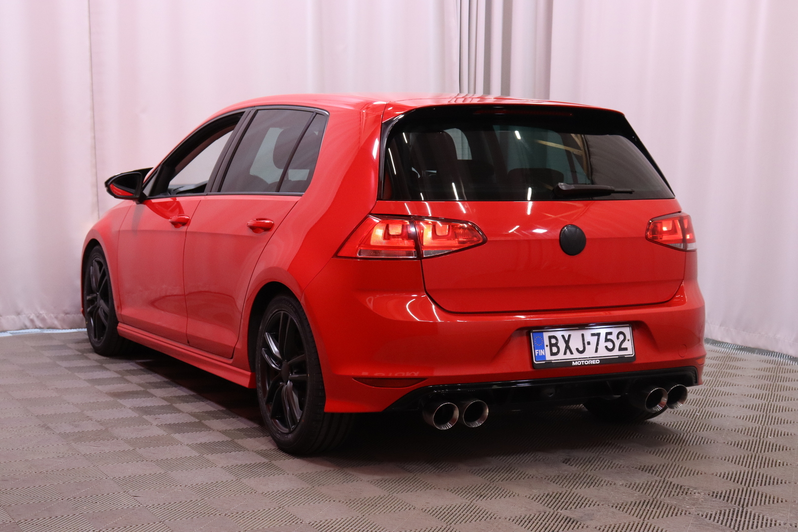 Volkswagen - Golf - R-line 1,2 TSI 77 kW (105 hv) BlueMotion Technology - Farmari