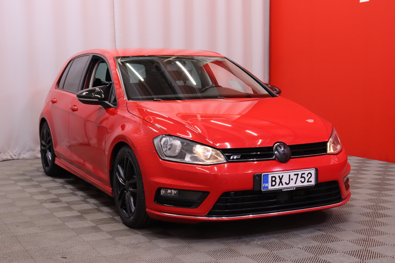 Volkswagen - Golf - R-line 1,2 TSI 77 kW (105 hv) BlueMotion Technology - Farmari