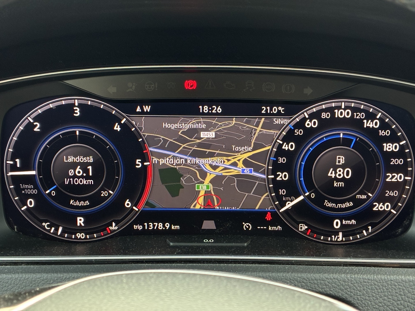 Volkswagen - Golf - Variant Highline R-Line 1,6 TDI 85 kW (115 hv) DSG-automaatti - Farmari