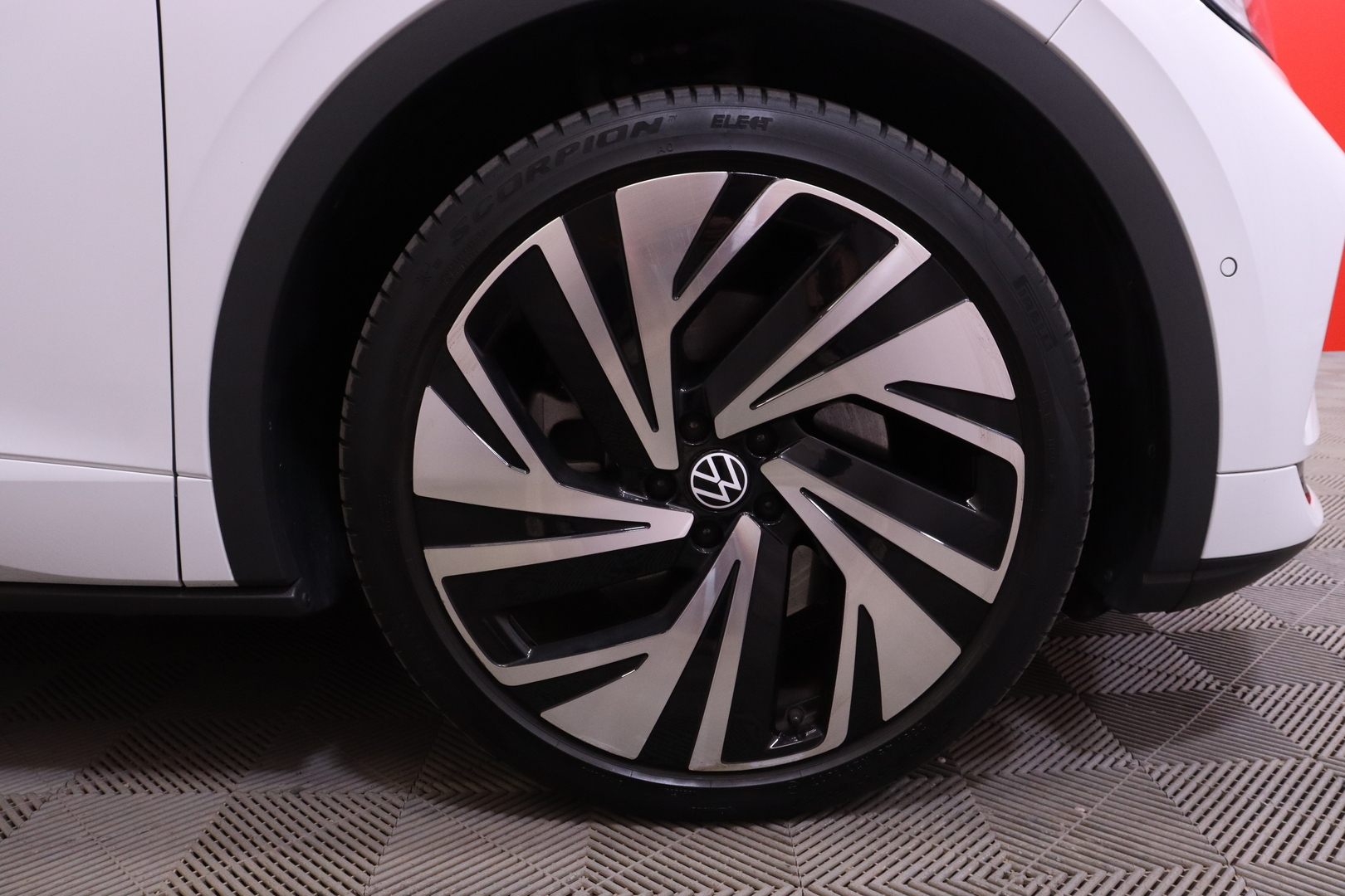 Volkswagen - ID.5 - GTX 4MOTION Business Max, akku 77 kWh - Maastoauto