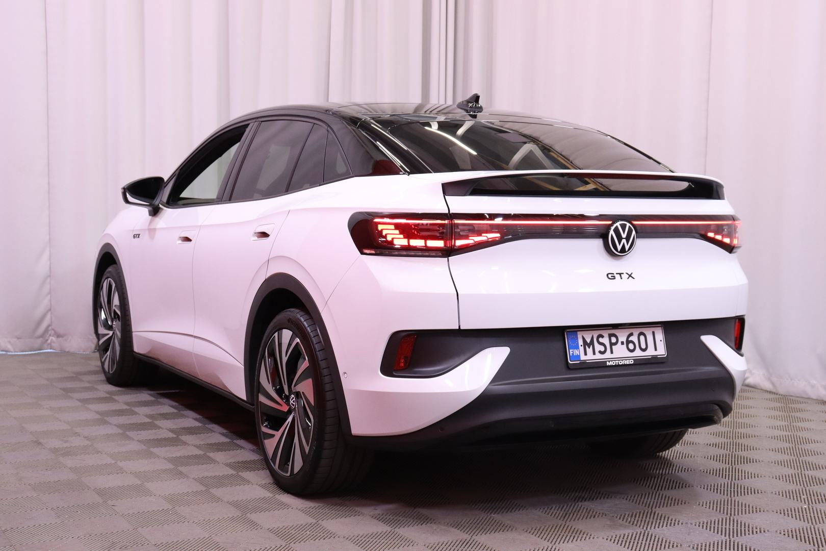 Volkswagen - ID.5 - GTX 4MOTION Business Max, akku 77 kWh - Maastoauto
