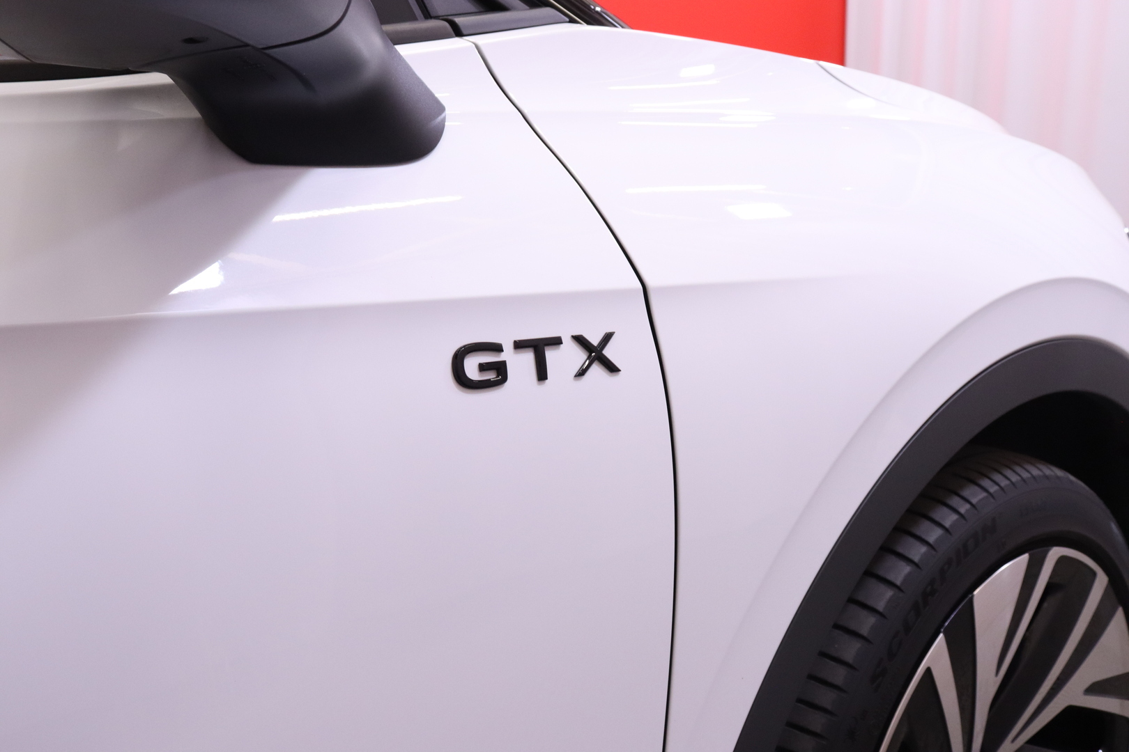 Volkswagen - ID.5 - GTX 4MOTION Business Max, akku 77 kWh - Maastoauto