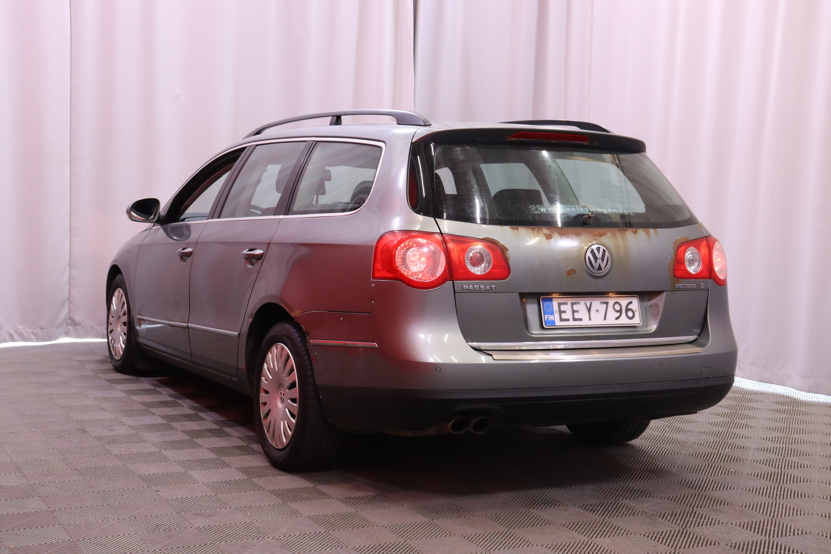 Volkswagen - Passat - Variant Comfortline 2,0 TDI 81 kW (110 hv) BlueMotion - Farmari