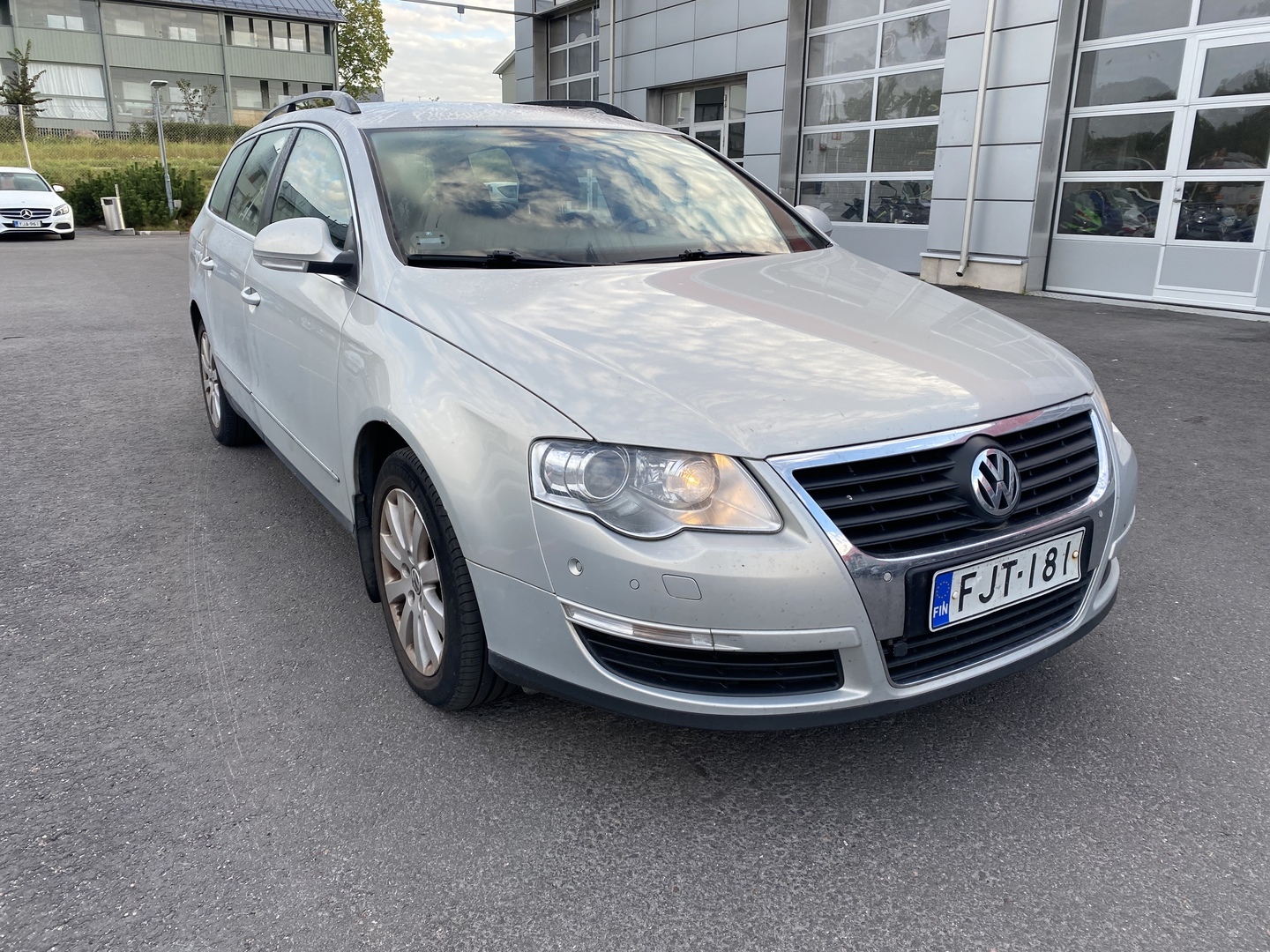 Volkswagen - Passat - Variant Comfortline 1,6 TDI 77 kW (105 hv) BlueMotion Technology - Farmari