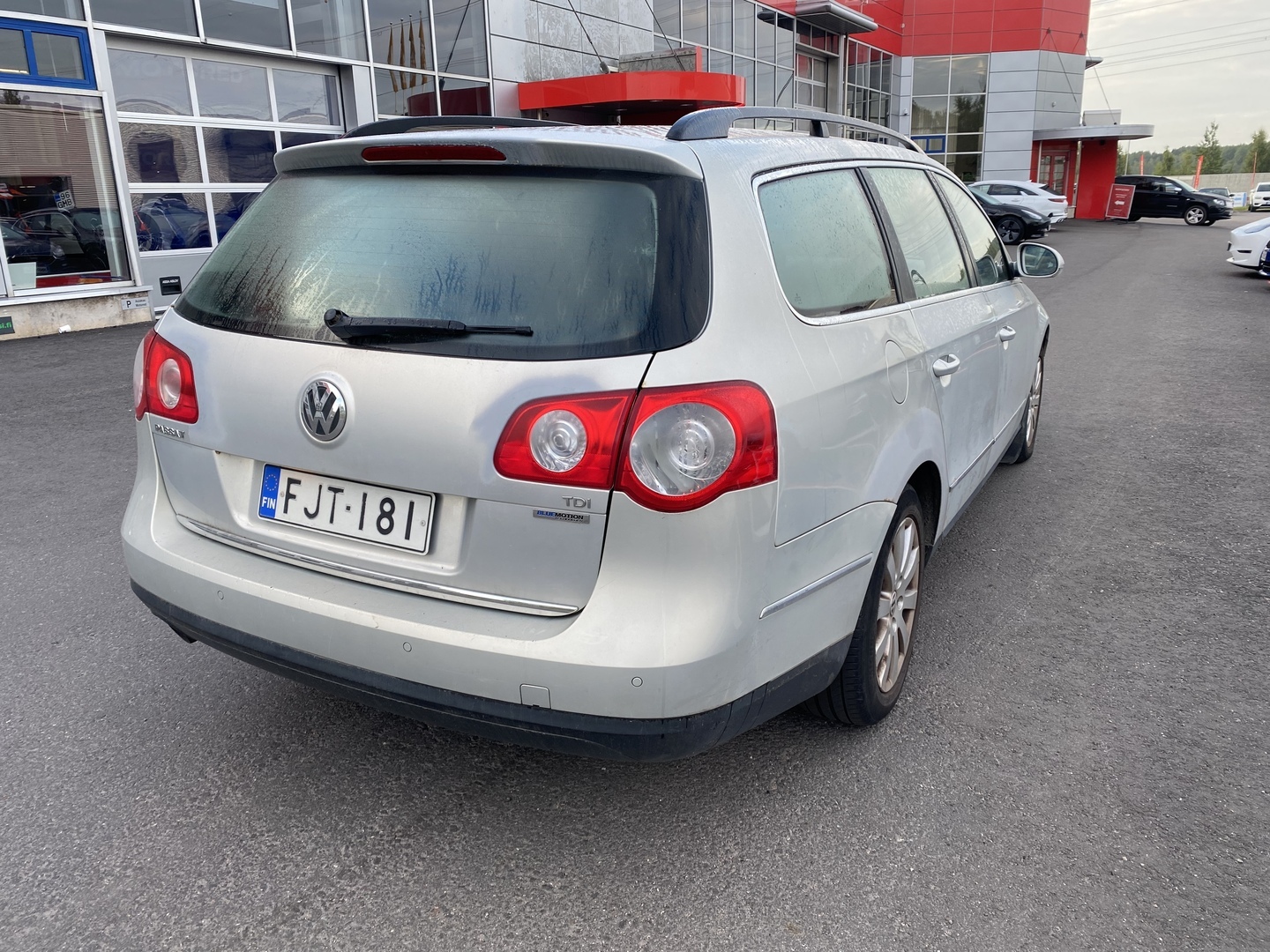 Volkswagen - Passat - Variant Comfortline 1,6 TDI 77 kW (105 hv) BlueMotion Technology - Farmari
