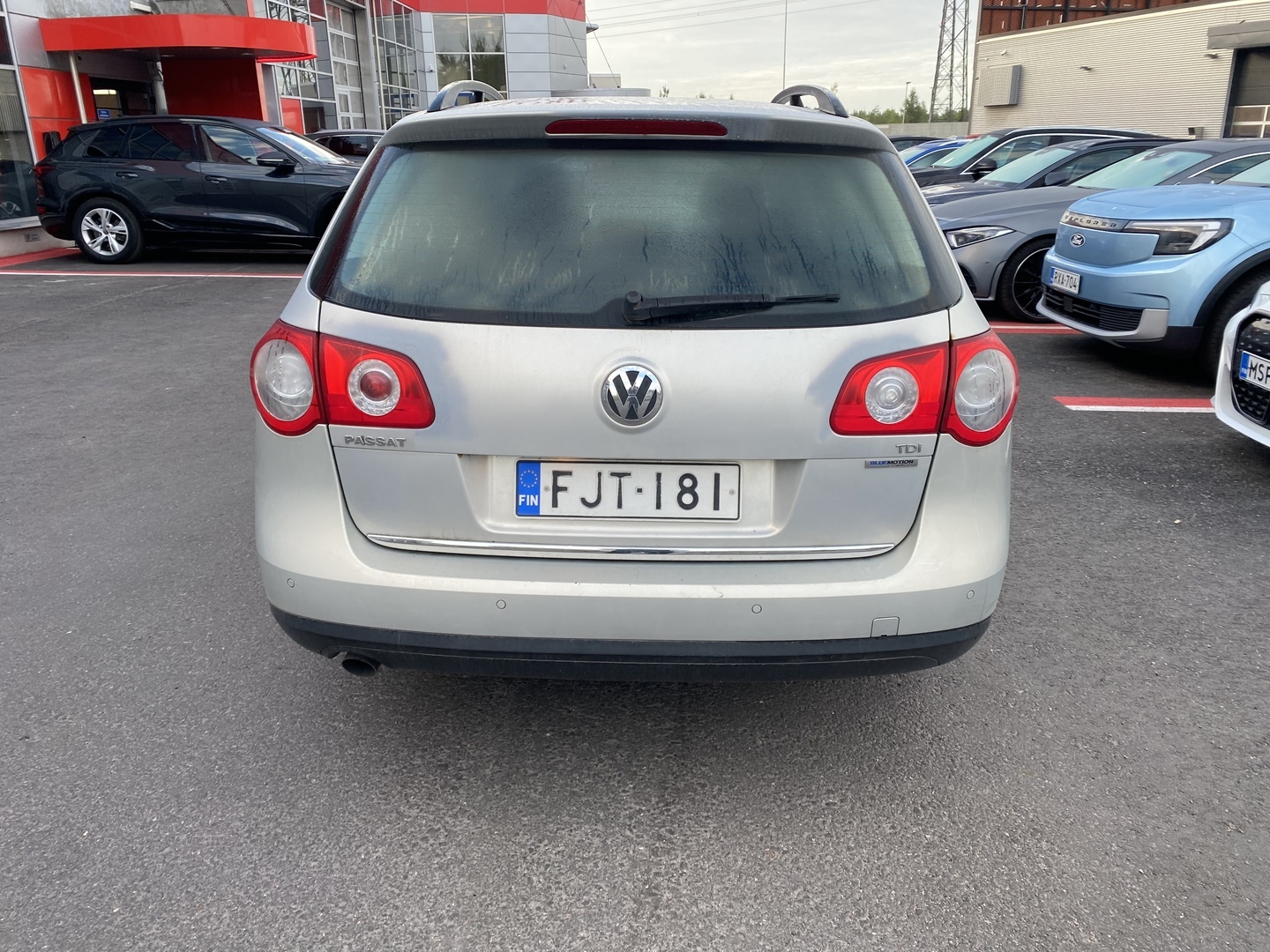 Volkswagen - Passat - Variant Comfortline 1,6 TDI 77 kW (105 hv) BlueMotion Technology - Farmari