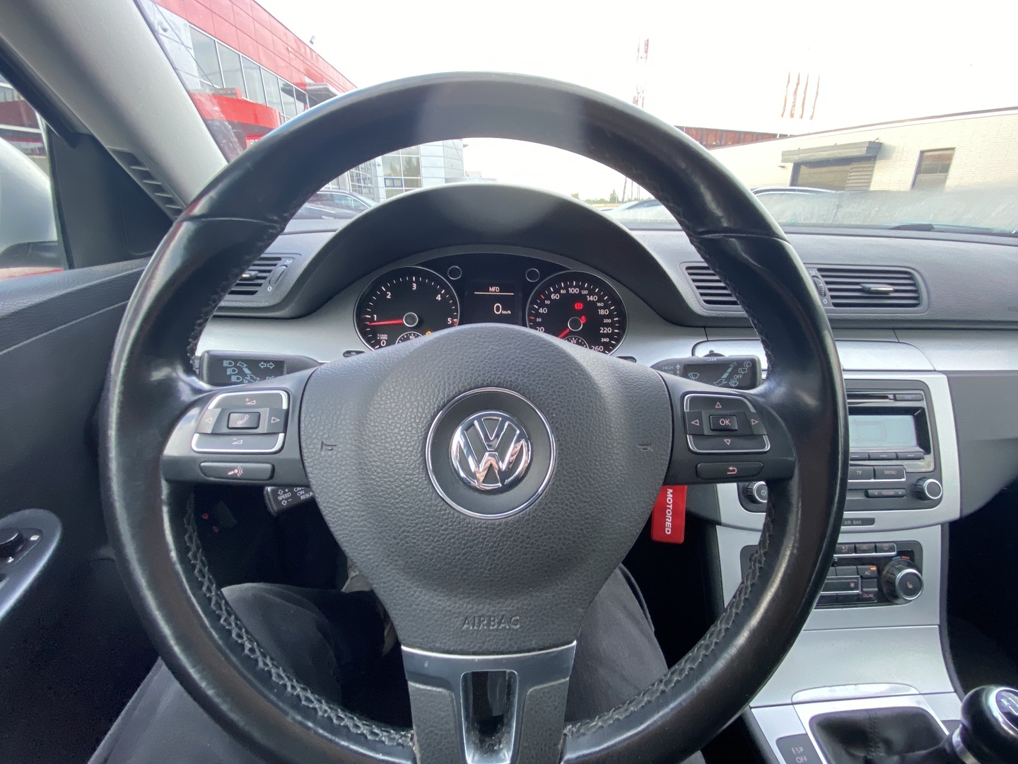 Volkswagen - Passat - Variant Comfortline 1,6 TDI 77 kW (105 hv) BlueMotion Technology - Farmari