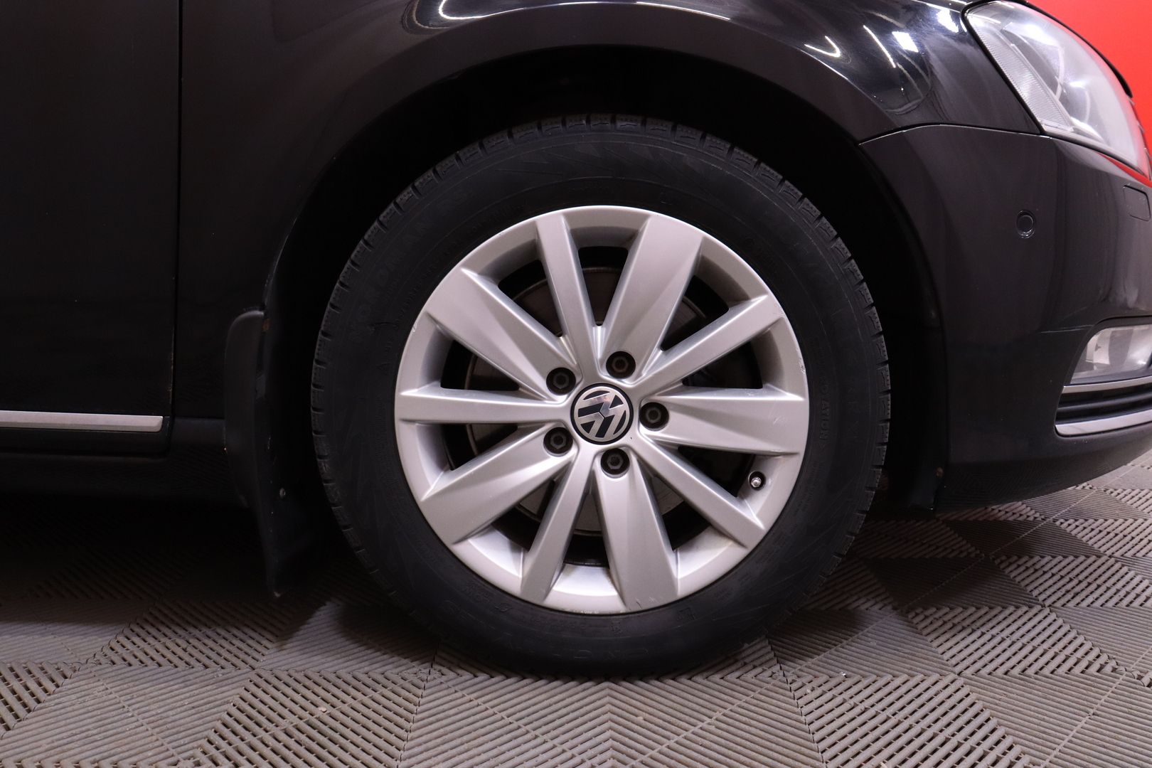 Volkswagen - Passat - Sedan Luxline 1,6 TDI 77 kW (105 hv) BlueMotion Technology ** MYYDÄÄN HUUTOKAUPAT.COM ! ** - Sedan