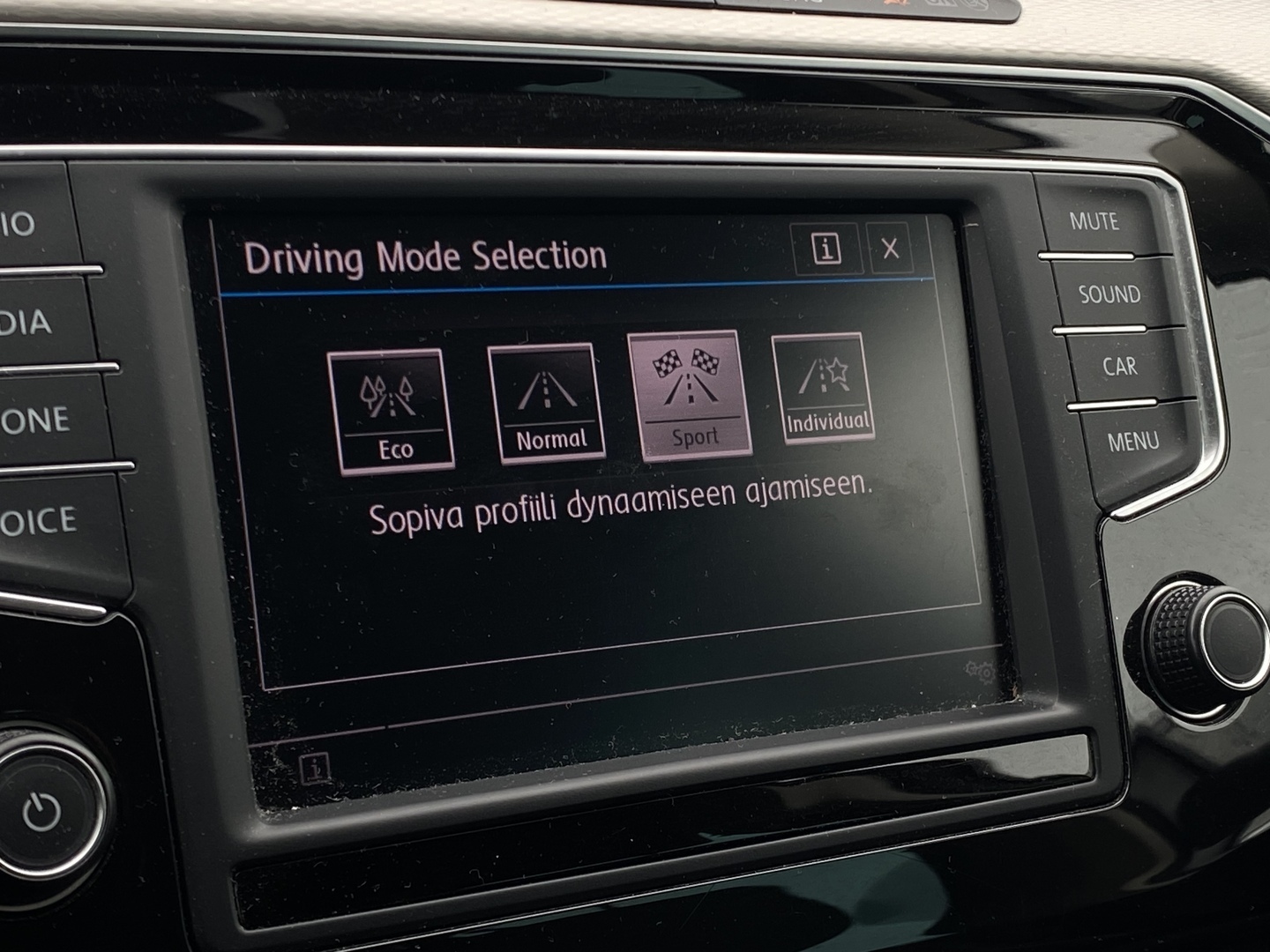 Volkswagen - Passat - Variant GTE Plug-In Hybrid 160 kW (218 hv) DSG-automaatti - Farmari