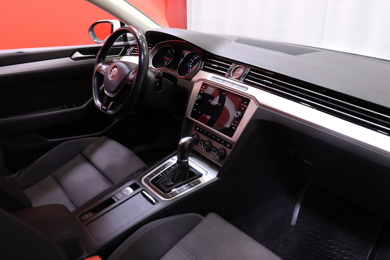 Volkswagen - Passat - Variant Comfortline 2,0 TDI 140 kW (190 hv) 4MOTION DSG-aut. Winter Edition - Farmari