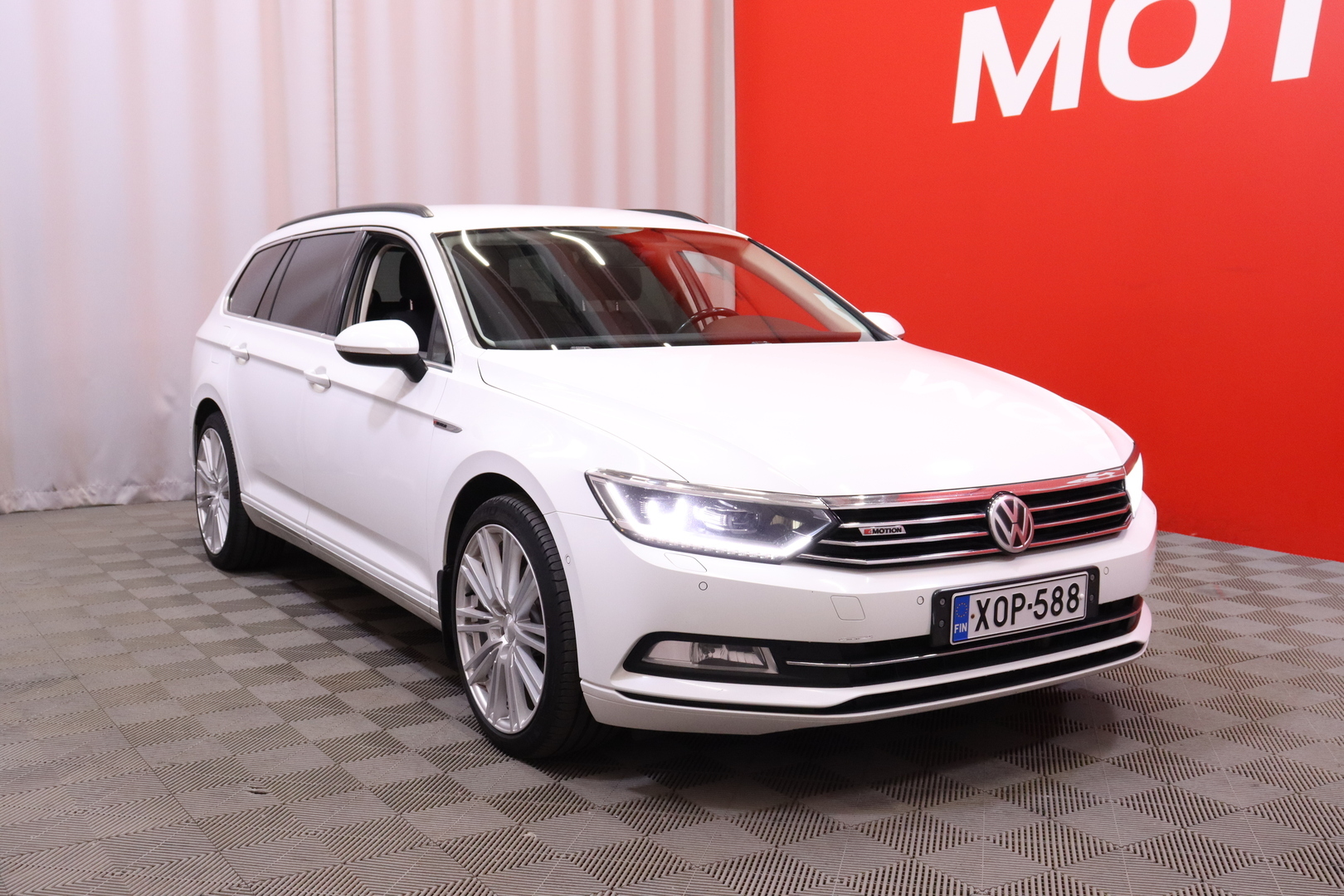 Volkswagen - Passat - Variant Comfortline 2,0 TDI 140 kW (190 hv) 4MOTION DSG-aut. Winter Edition - Farmari