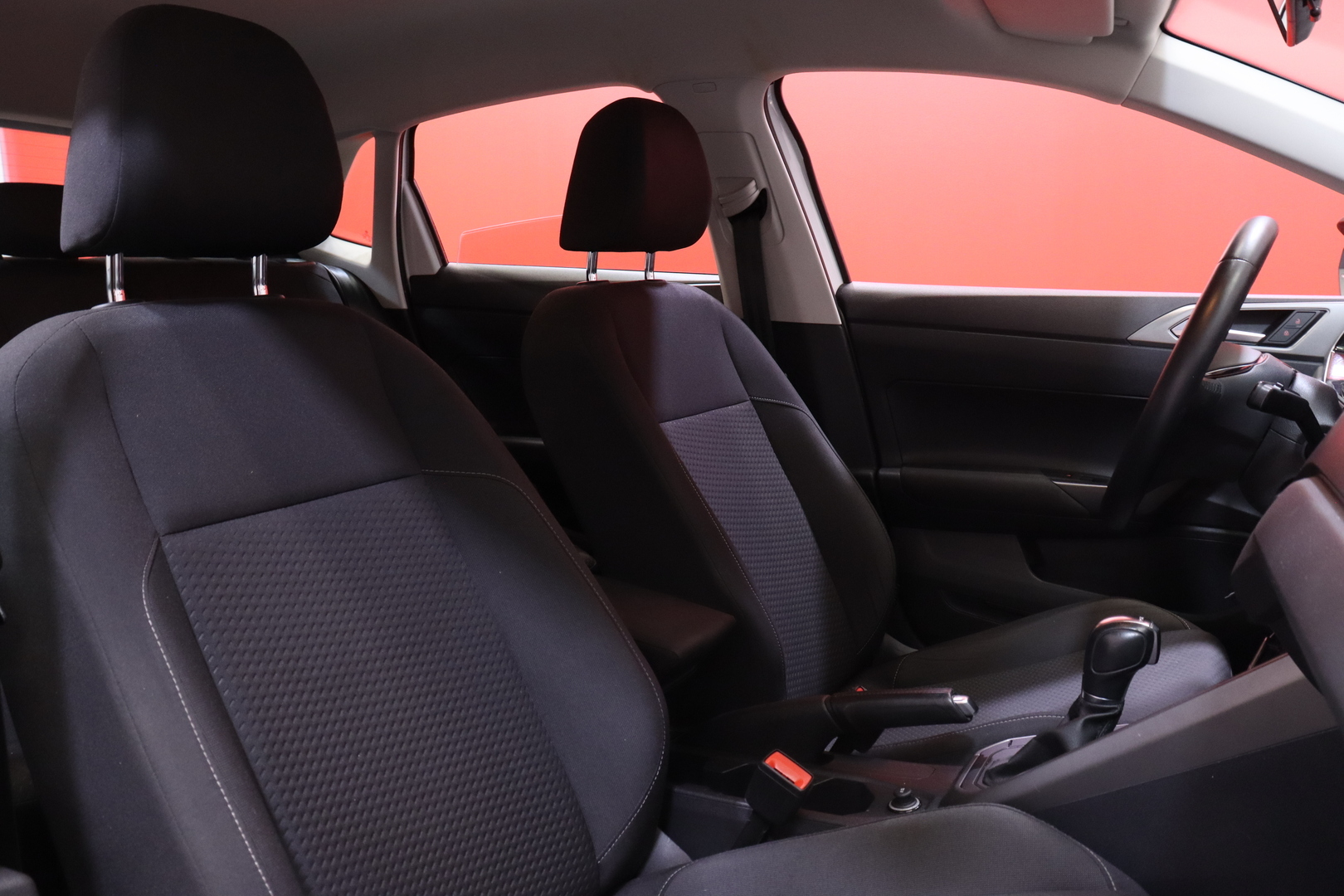 Volkswagen - Polo - Comfortline 1,0 TSI 70 kW (95 hv) DSG-automaatti // Suomi-auto / ACC / Lohkolämmitin / P.tutkat // - Viistoperä