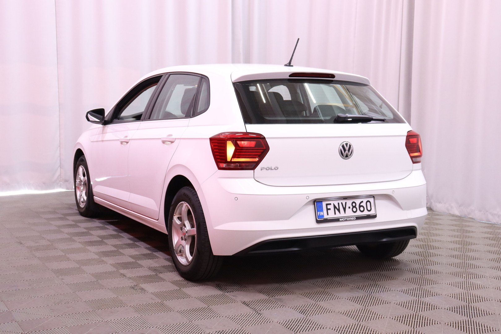 Volkswagen - Polo - Comfortline 1,0 TSI 70 kW (95 hv) DSG-automaatti // Suomi-auto / ACC / Lohkolämmitin / P.tutkat // - Viistoperä