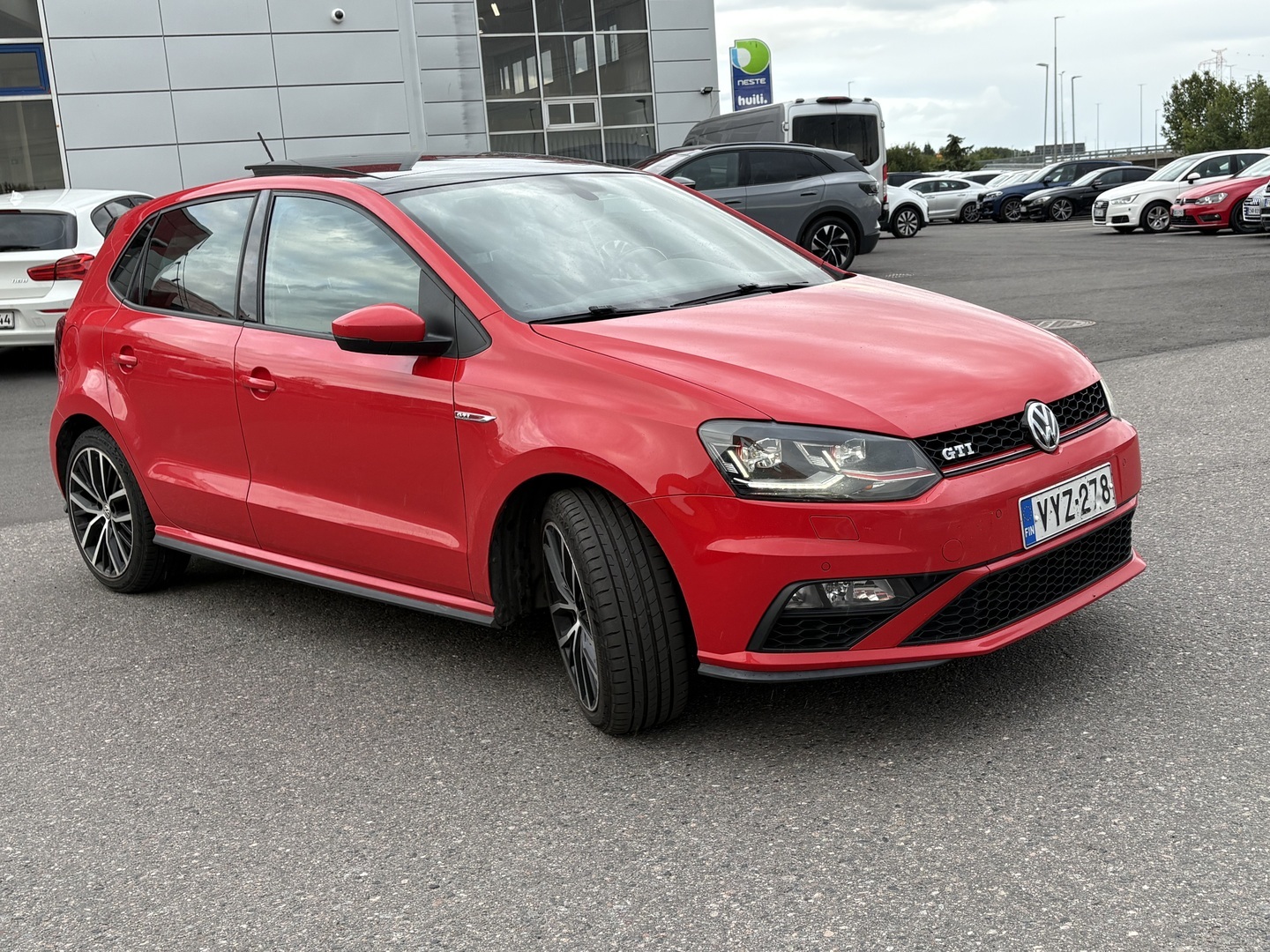 Volkswagen - Polo - GTI 1,8 TSI 141 kW (192 hv) DSG **Suomi-auto / Panorama / Peruutuskamera** - Viistoperä