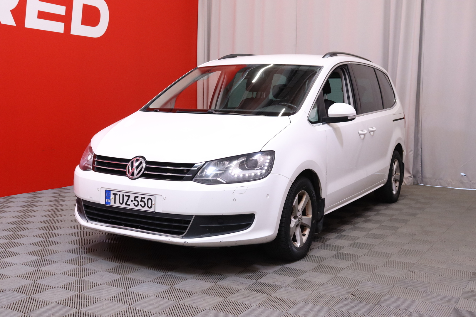 Volkswagen - Sharan - Comfortline 2,0 TDI 103 kW (140 hv) BlueMotion Technology DSG-automaatti - Tila-auto